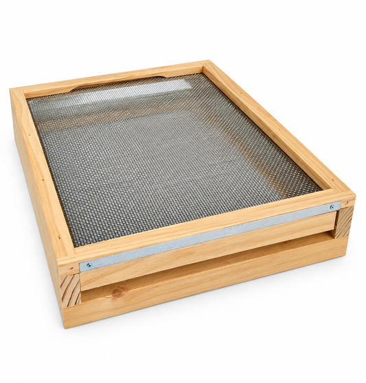 10 Frame Beehive Base - Mesh Vented Bottom Board With Drawer Trap