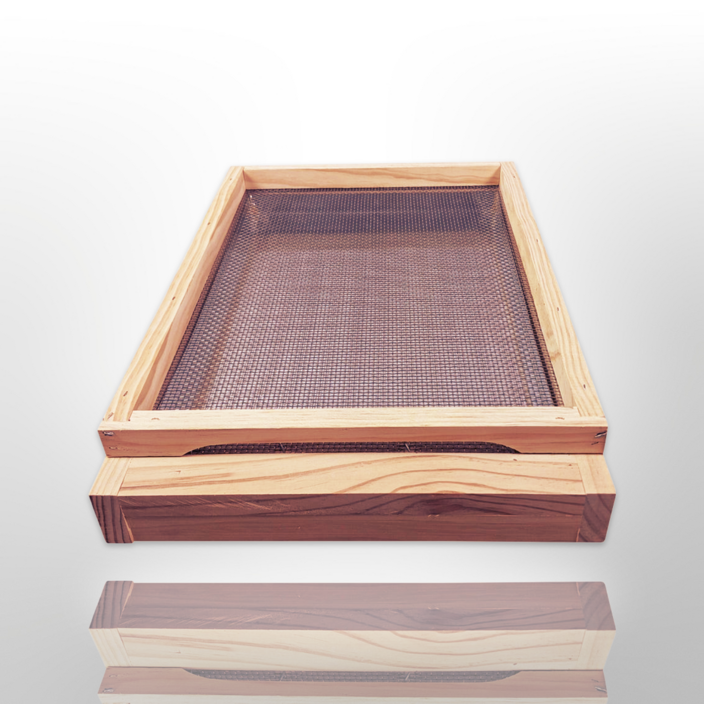8 Frame Beehive Base - Mesh Vented Bottom Board With Drawer Trap