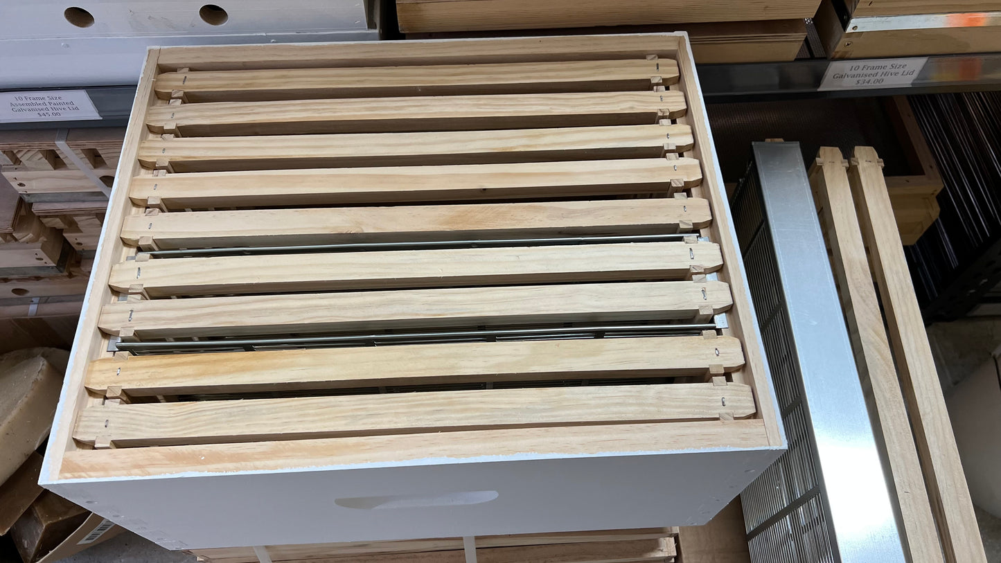 2 Frames Queen Bee Isolation / Containment / Confinement Cage