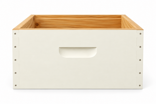 Assembled painted 8 Frame Full Depth Deep Super Box - Dovetail Joints NZ PINE SINGLE PIECE