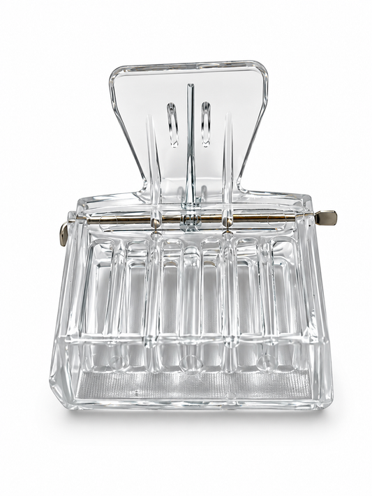 Plastic Clip Queen Catcher