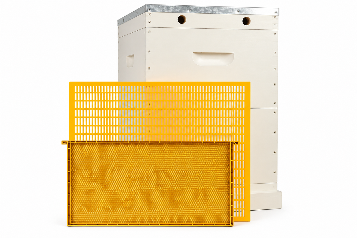 10 Frame Double Beehive – 22mm Timber, Plastic Frames black / yellow, Wax Dipped & Painted